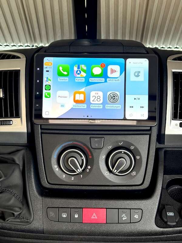 Mooveo 54DB Navi-Apple Carplay, Android Auto, Rückfahrkamera