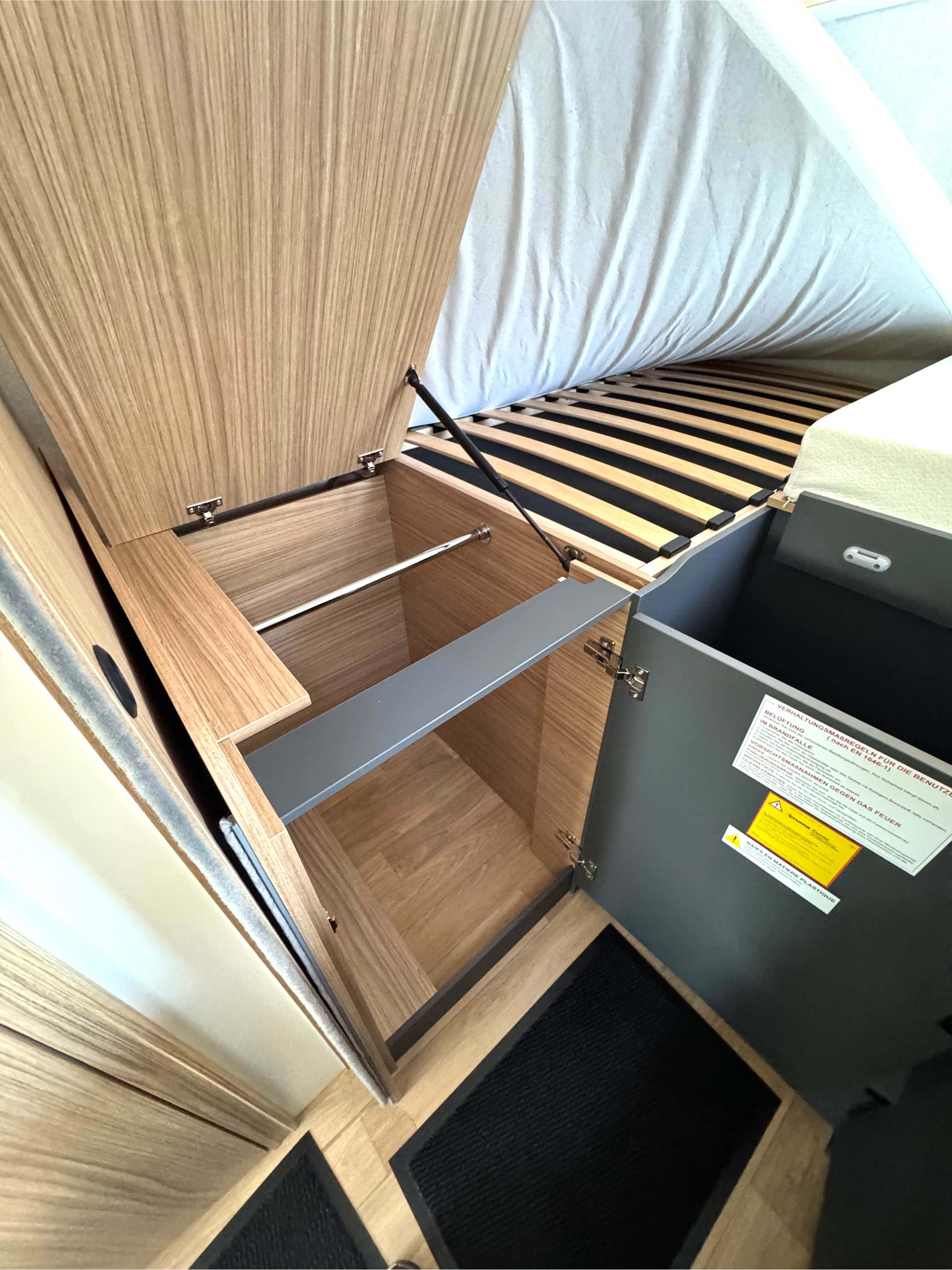 Mooveo 70EBH Praktischer Stauraum